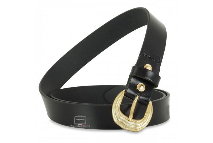 Damengürtel aus schwarzem leder mit satinierter goldener Schnalle Damengürtel aus schwarzem leder mit satinierter goldener Schnalle