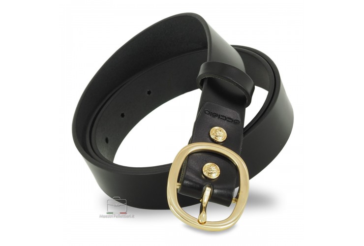 Damengürtel aus leder Schwarz mit goldener Schnalle Damengürtel aus leder Schwarz mit goldener Schnalle