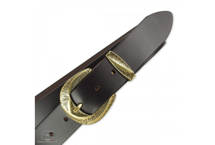 Woman's Brown belt in smooth Leather with brass buckle