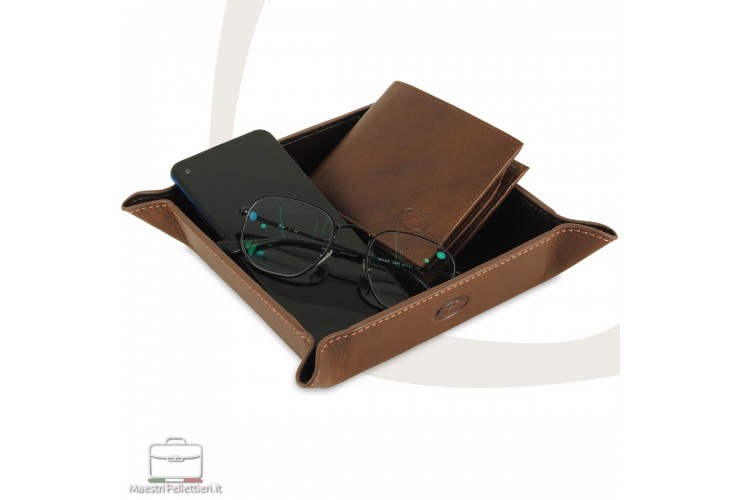Lederschachtel aus pflanzlich gegerbt leder Braun/Kastanie Lederschachtel aus pflanzlich gegerbt leder Braun/Kastanie