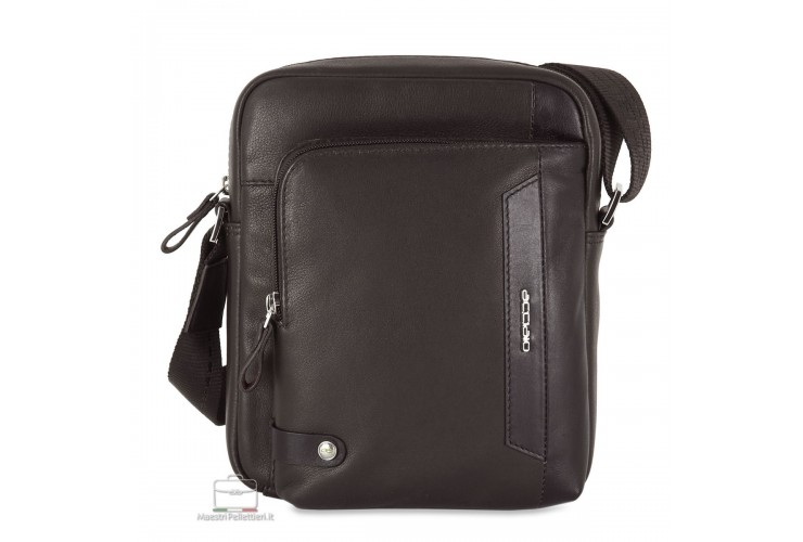 Julian – Borsello Uomo Compatto in Pelle Marrone Borsello uomo Acciaio Julian in pelle pieno fiore Marrone con tasca anteriore con zip