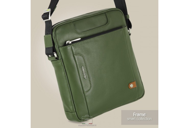 Borsello uomo largo in pelle Verde Borsello uomo largo in pelle Verde
