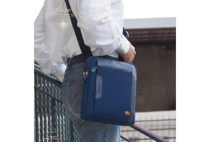 Borsello porta iPad 2 zip Fusion in tessuto e pelle Blu Navy