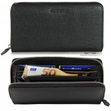 Women's wallet colored in black Saffiano leather with zip all around