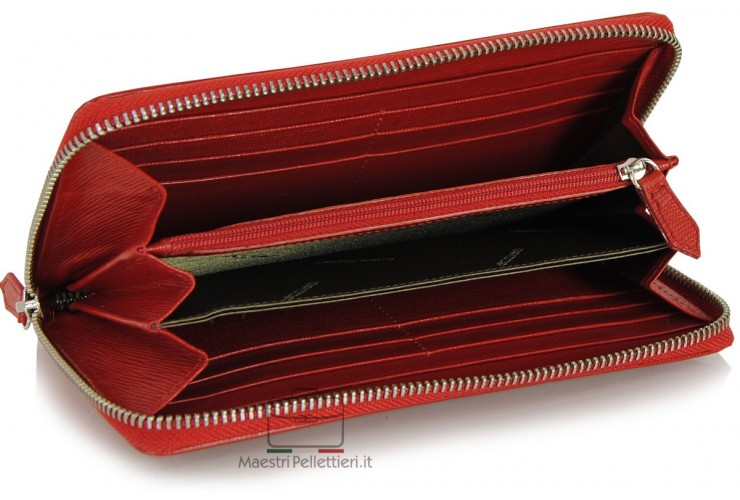 Women's wallet colored in red Saffiano leather with zip all around