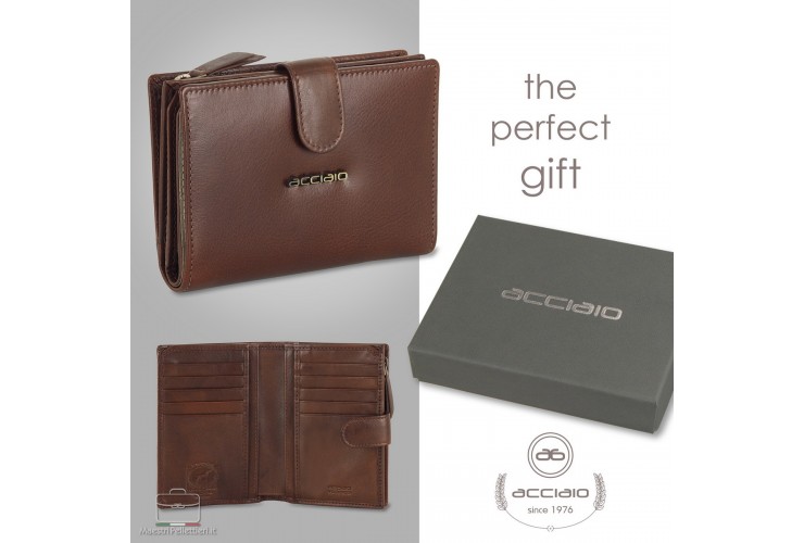 Women's leather wallet with zip "Marta" Brown/Chestnut Women's leather wallet with zip "Marta" Brown/Chestnut